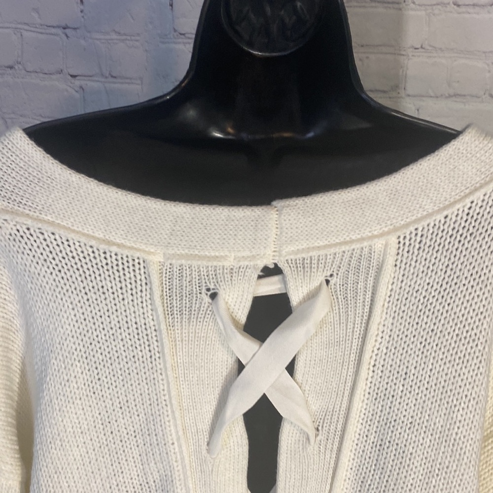NWT WONDERLY  CURVY LACE UP DROP SHOULDER SWEATER 3x - Picture 10 of 12